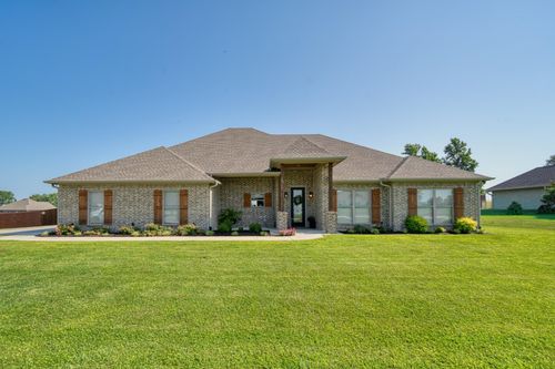 4513 Windsor Park Ln, Kilgore, TX, 75662-8717 | Card Image