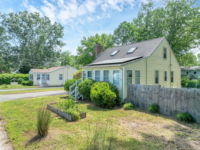 15 Hawks Nest Rd, House other with 3 bedrooms, 2 bathrooms and 3 parking in Old Lyme CT | Image 11