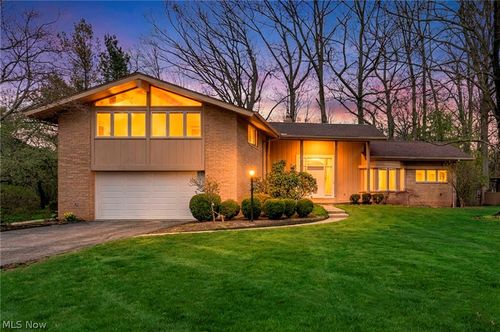 3565 Eldorado Drive, Rocky River, OH, 44116 | Card Image