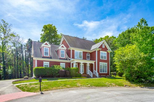 810 Younger Cir, Chattanooga, TN, 37415-1273 | Card Image