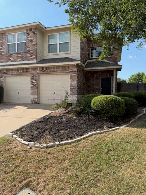 6837 Waterhill Ln, Fort Worth, TX, 76179-6100 | Card Image