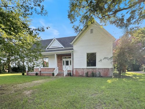 101 Baker St, Naples, TX, 75568-6415 | Card Image