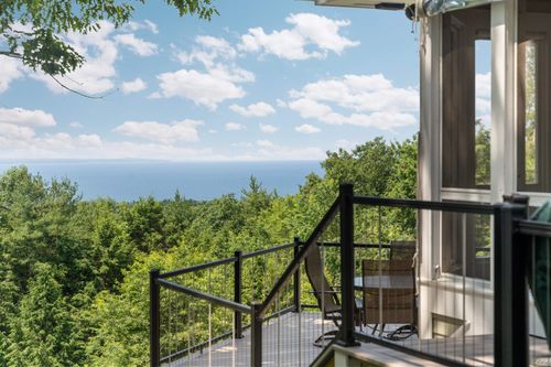5810 Westward Psge, Harbor Springs, MI, 49740-9632 | Card Image