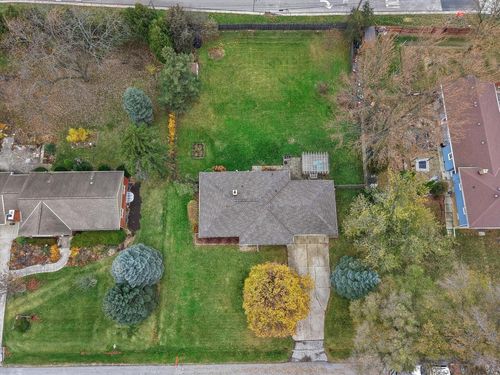 15620 W Saint Francis Drive, New Berlin, WI, 53151 | Card Image