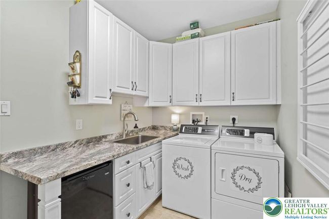 4741 Pinehurst Cir, Townhouse with 3 bedrooms, 3 bathrooms and null parking in CENTER VALLEY PA | Image 28