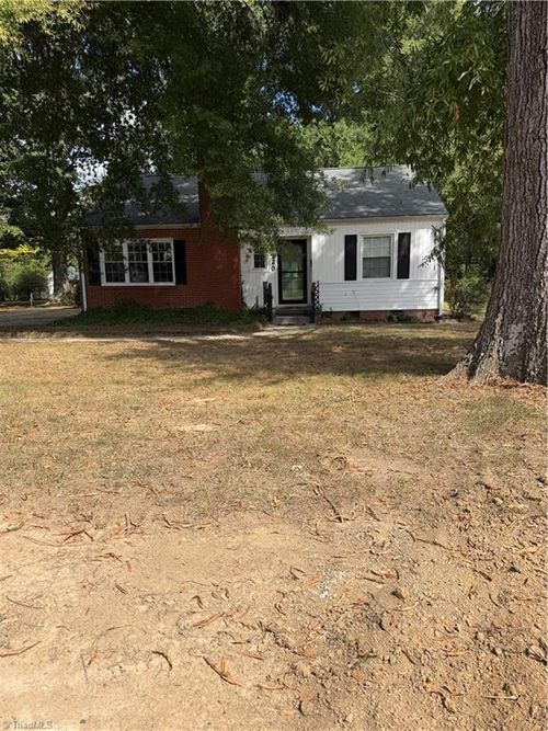 320 Maple St, Eden, NC, 27288-5514 | Card Image