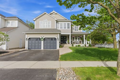 1 Sturgess Cres, Whitby, ON, L1M1J9 | Card Image