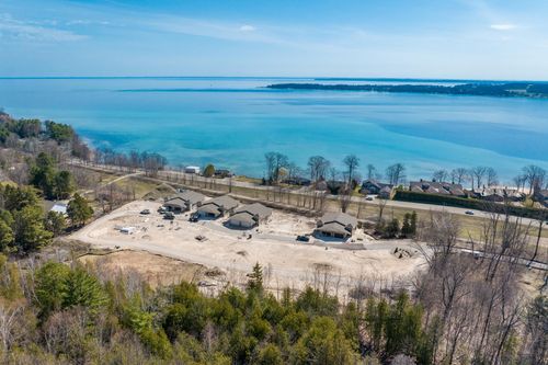 762 N Waypoint Cir, Suttons Bay, MI, 49682-9675 | Card Image