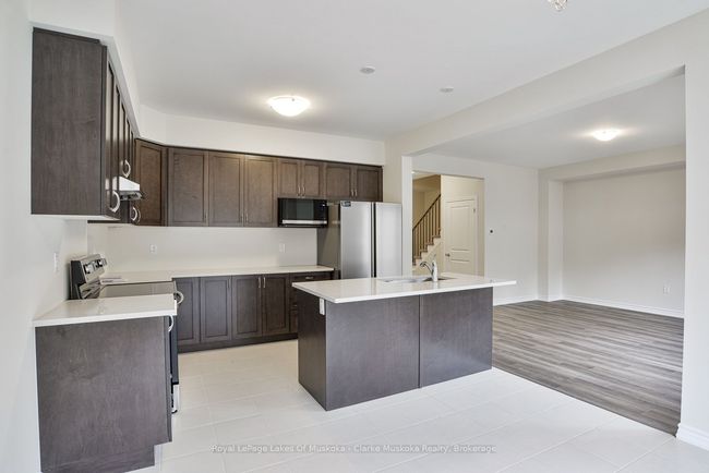225 Mceachern Lane, House other with 4 bedrooms, 3 bathrooms and 2 parking in Gravenhurst ON | Image 9