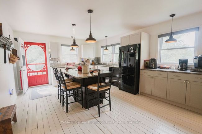 219 Hawthorne Dr, House other with 4 bedrooms, 3 bathrooms and 6 parking in South River ON | Image 12