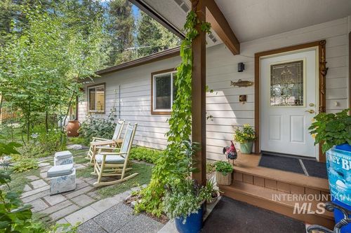 704 Brown Ct, Mccall, ID, 83638 | Card Image