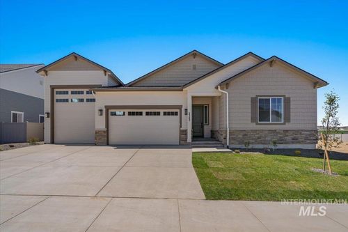 857 N Falling Water Way, Eagle, ID, 83616-5432 | Card Image