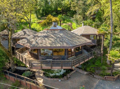 155 De Burgh Dr, San Anselmo, CA, 94960-1124 | Card Image