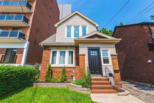 196 Walnut St S, Hamilton, ON, L8N2M1 | Card Image