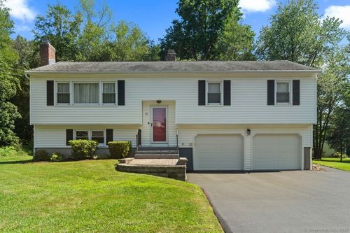 21 Rockview Dr, Cheshire, CT, 06410-3633 | Card Image