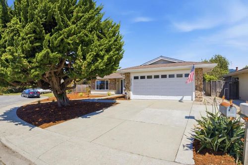 150 Tiller Ct, Half Moon Bay, CA, 94019 | Card Image