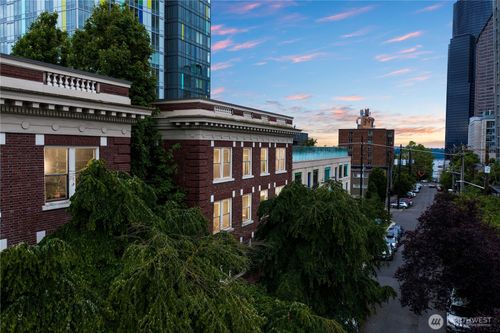 17-615 Boren Ave, Seattle, WA, 98104-2049 | Card Image