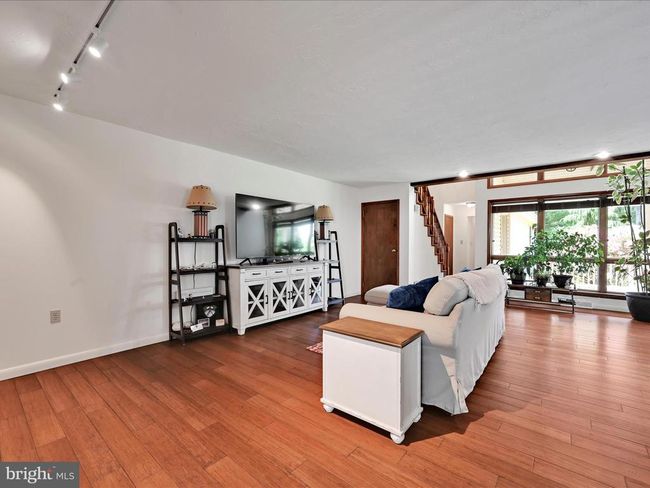 5150 Chestnut Grove Rd, House other with 5 bedrooms, 4 bathrooms and null parking in SPRING GROVE PA | Image 8