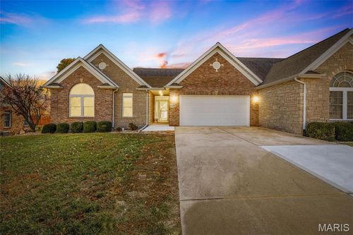 520 Wynnfield Ln, Farmington, MO, 63640-7698 | Card Image