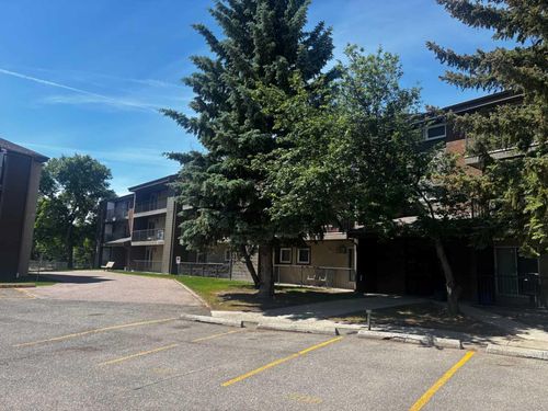 307-440 Columbia Blvd W, Lethbridge, AB, T1K5R4 | Card Image