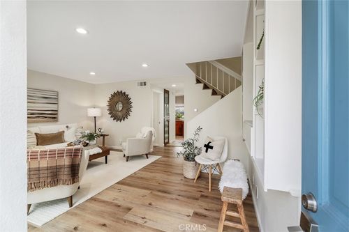 26415 Waterford, Lake Forest, CA, 92630 | Card Image