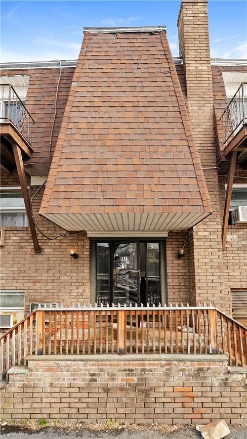 apt-207b-27 Gillen Ave, North Providence, RI, 02904-3579 | Card Image