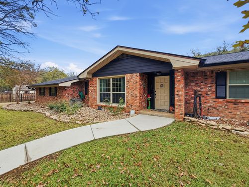 206 Navajo Trl, Hamilton, TX, 76531-9773 | Card Image