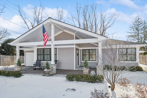 525 W Deerpath Rd, Lake Forest, IL, 60045 | Card Image