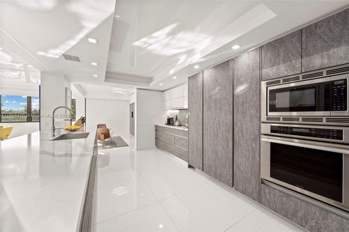 apt-201-10205 Collins Ave, Bal Harbour, FL, 33154-1426 | Card Image