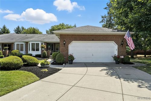 51 Hampton Hill Dr, Amherst, NY, 14221-5839 | Card Image