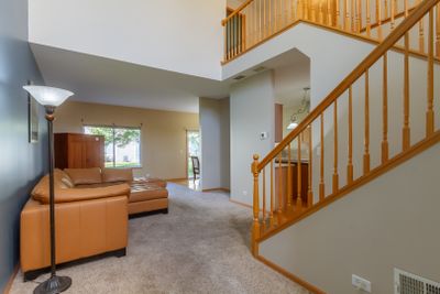 E - 201 Nicole Drive, Townhouse with 3 bedrooms, 1 bathrooms and 2 parking in South Elgin IL | Image 3