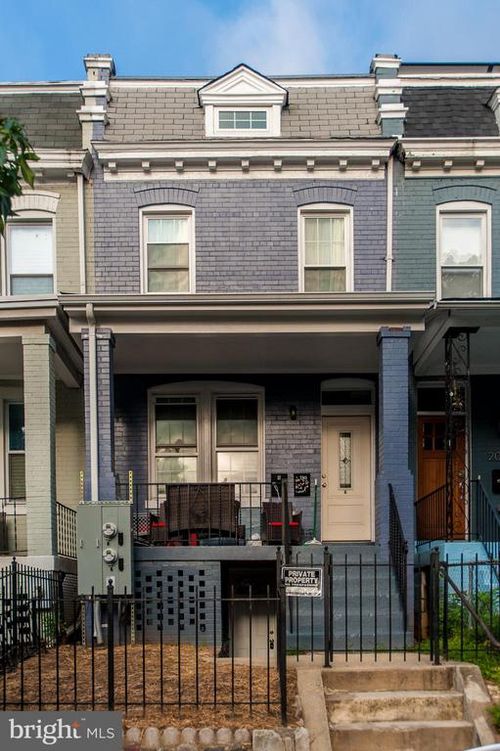 b-2022 4th St Ne, WASHINGTON, DC, 20002-1214 | Card Image