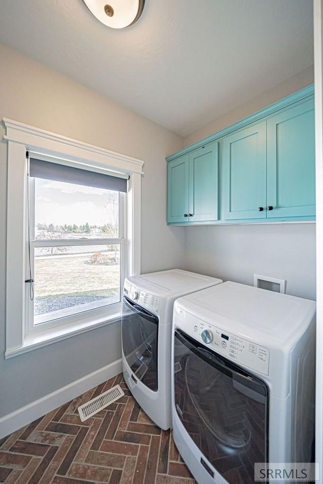 2868 Spring Gulch Dr, House other with 5 bedrooms, 4 bathrooms and 18 parking in Ammon ID | Image 27