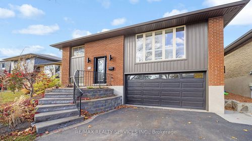 364 Roselawn Pl, Waterloo, ON, N2L5P1 | Card Image