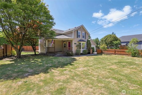 1425 N 1st Avenue, Kelso, WA, 98626 | Card Image