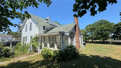 526 Connecticut Ave, Block Island, RI, 02807-7804 | Card Image