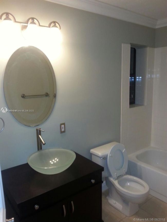 1802 - 1802 Waterview Cir, Condo with 2 bedrooms, 2 bathrooms and null parking in Palm Springs FL | Image 6