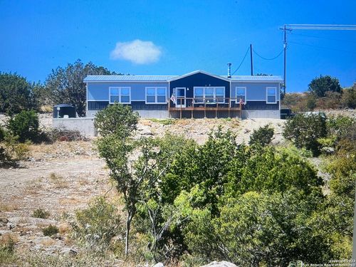 7687 County Road 450, Rocksprings, TX, 78880 | Card Image