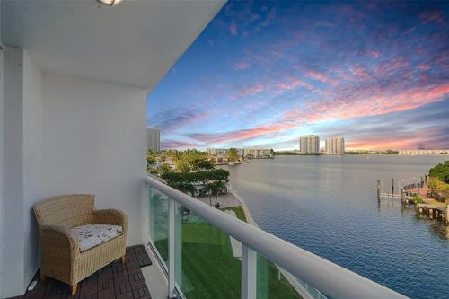 411-2841 Ne 163rd St, North Miami Beach, FL, 33160-4466 | Card Image