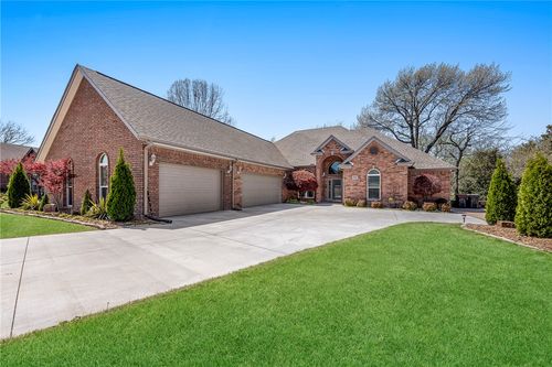 4042 Saulsbury St, Springdale, AR, 72762-8222 | Card Image
