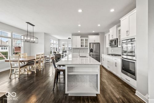 10214 Frieda Ln, Fishers, IN, 46040-6614 | Card Image