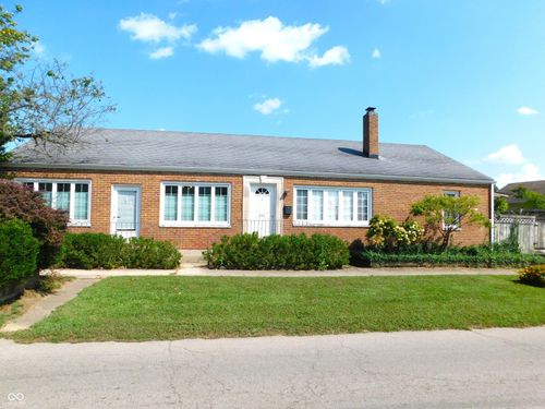 302 S Broadway St, Greensburg, IN, 47240-2007 | Card Image