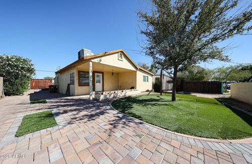 8223 S Calle Azteca, Guadalupe, AZ, 85283-1017 | Card Image