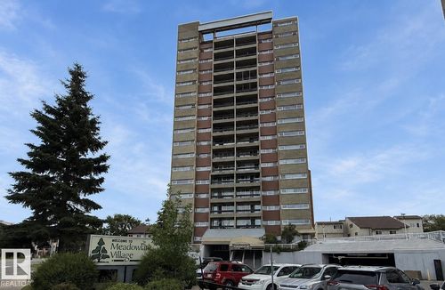 56-8745 165 St Nw, Edmonton, AB, T5R2R7 | Card Image