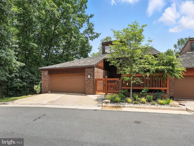 2151 Cabots Point Ln, Townhouse with 4 bedrooms, 3 bathrooms and null parking in RESTON VA | Image 71
