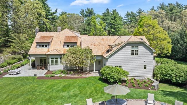 29 Philip St, House other with 6 bedrooms, 7 bathrooms and 6 parking in Medfield MA | Image 33
