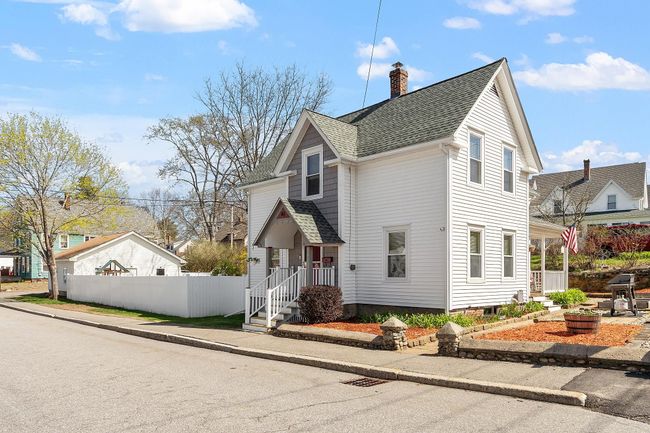 45 Franklin St, House other with 3 bedrooms, 2 bathrooms and null parking in Derry NH | Image 32