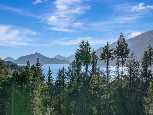 1024 Goat Ridge Drive, House other with 7 bedrooms, 4 bathrooms and 6 parking in Squamish BC | Image 13