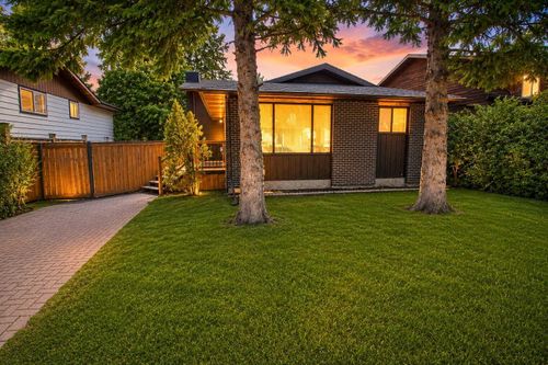 107 Greig Dr, Red Deer, AB, T4P2N4 | Card Image