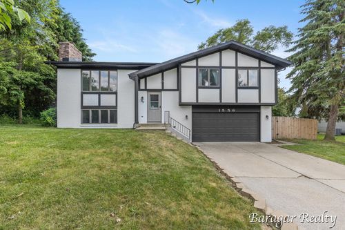 1556 Belmar Dr Se, Grand Rapids, MI, 49508-3567 | Card Image
